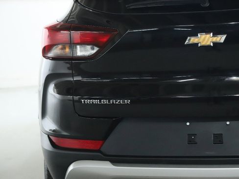 Used 2025 Chevrolet TrailBlazer LT image 43