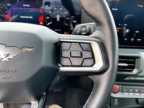Used 2025 Ford Mustang Coupe RWD image 25