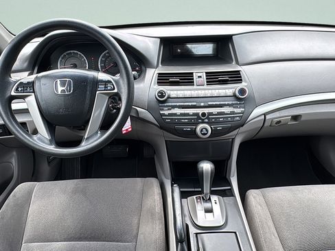 Used 2010 Honda Accord EX image 9