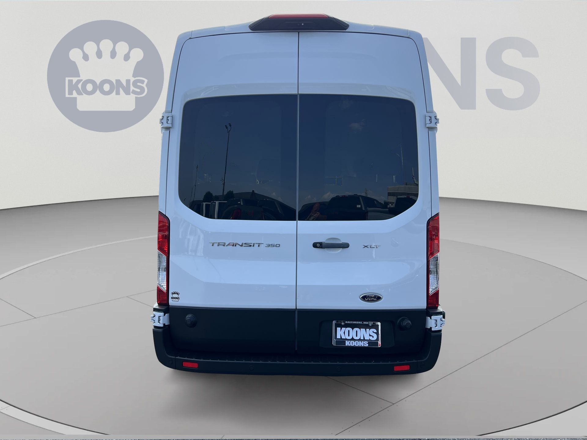 Used 2024 Ford Transit 350 XLT RWD image 5