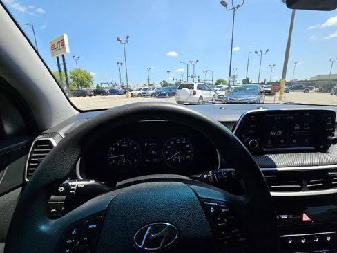 Used 2020 Hyundai Tucson SE w/ Cargo Package image 23