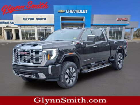 Used 2026 GMC Sierra 2500 Denali w/ Denali Reserve Package AWD/4WD image 1