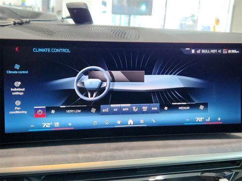 New 2025 BMW X7 M60i image 34