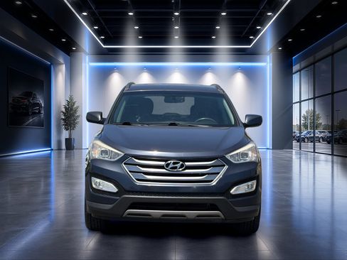 Used 2015 Hyundai Santa Fe Sport w/ Option Group 02 FWD image 5