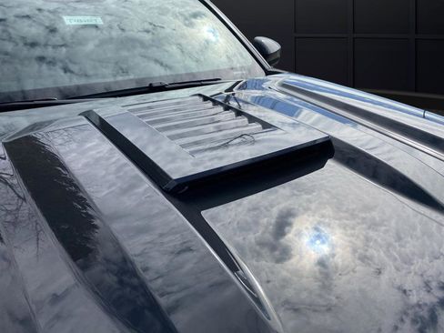 Used 2025 Toyota Tacoma TRD Sport w/ TRD Sport Premium Package image 44