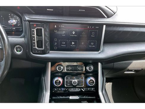 Used 2022 GMC Yukon XL Denali AWD/4WD image 25