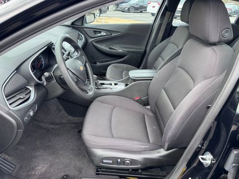 Used 2024 Chevrolet Malibu LT image 10