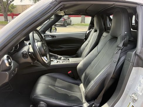 Used 2025 MAZDA MX-5 Miata RF Grand Touring RWD image 27