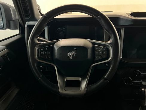 Used 2021 Ford Bronco Outer Banks AWD/4WD image 12