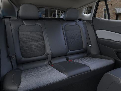 New 2026 Chevrolet Trax LT w/ Driver Confidence Package image 17