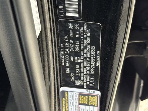 Used 2023 Kia Forte LXS w/ LXS Technology Package image 12