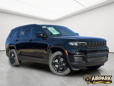 New 2025 Jeep Grand Cherokee L Altitude AWD/4WD image 2