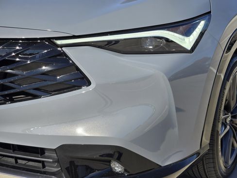 Certified 2025 Acura ADX A-Spec image 7