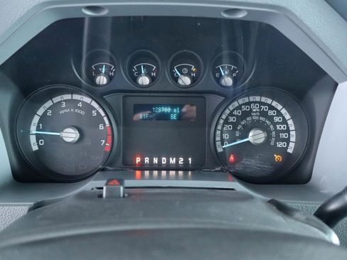 Used 2016 Ford F250 XLT w/ Snow Plow Prep Package image 22