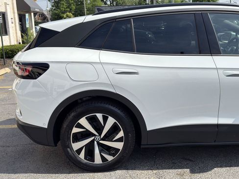 Used 2023 Volkswagen ID.4 2WD image 11