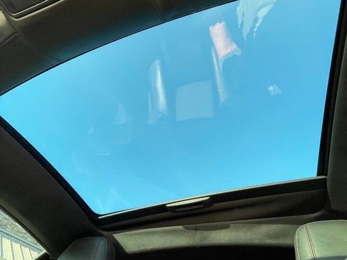 Used 2017 Jaguar F-TYPE Coupe image 29