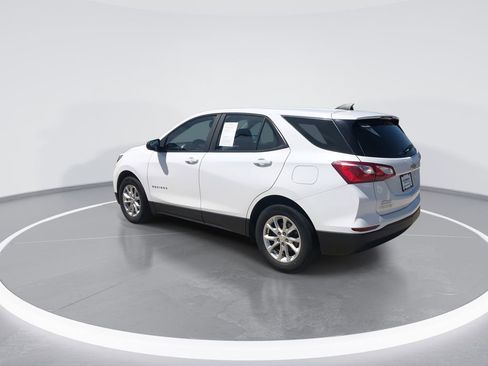 Used 2020 Chevrolet Equinox LS image 6