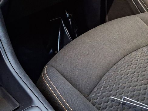 Used 2021 GMC Terrain SLE image 26