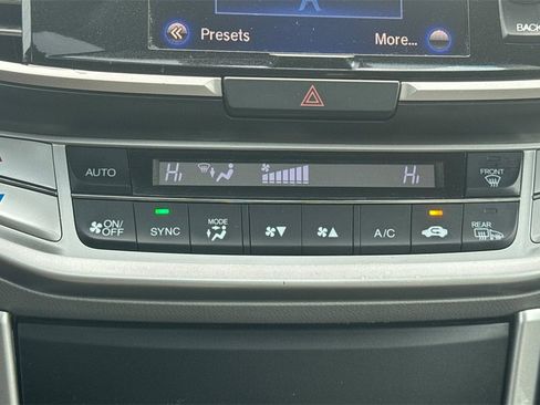 Used 2015 Honda Accord EX-L image 21