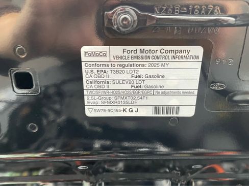 New 2025 Ford Maverick XL w/ Equipment Group 101A image 30