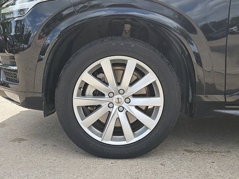 Used 2019 Volvo XC90 T5 Momentum w/ Protection Package Premier image 21