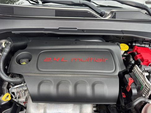 Used 2019 Jeep Compass Latitude AWD/4WD image 20