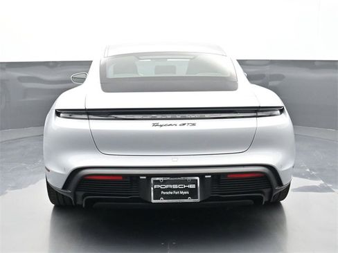 Used 2025 Porsche Taycan GTS image 30