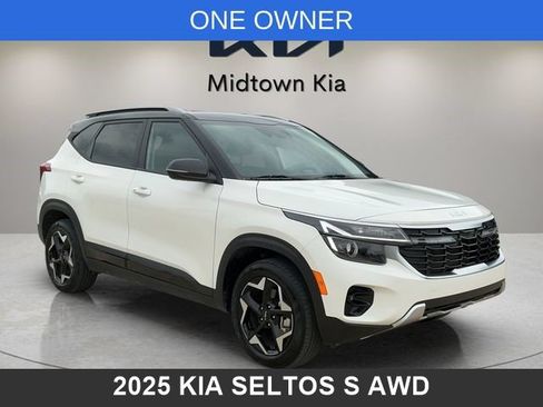 Used 2025 Kia Seltos S AWD/4WD image 1