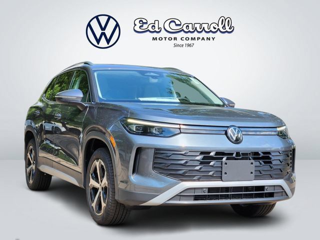 New 2026 Volkswagen Tiguan SE AWD/4WD image 3