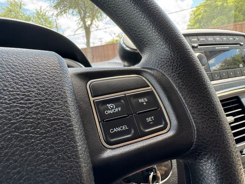 Used 2014 Dodge Grand Caravan SE w/ Quick Order Package 29E SE FWD image 16