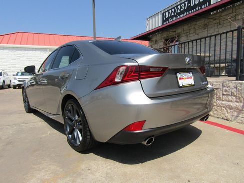 Used 2016 Lexus IS 200t w/ F Sport Package RWD image 3