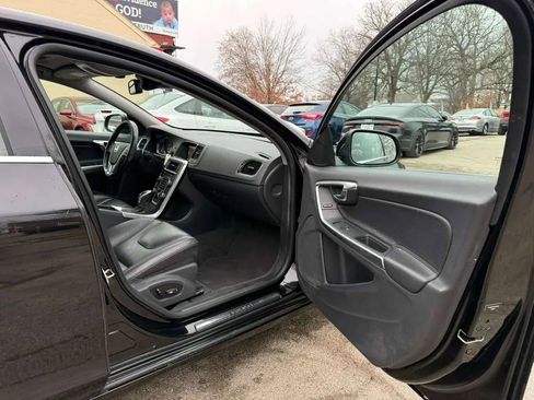 Used 2014 Volvo S60 T5 image 18