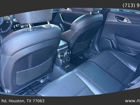 Used 2019 Kia Stinger GT image 26