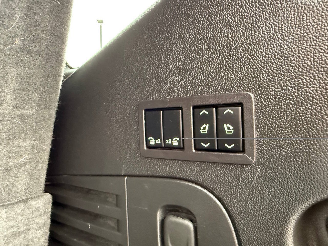 Used 2017 Chevrolet Tahoe LT w/ LT Signature Package AWD/4WD image 24