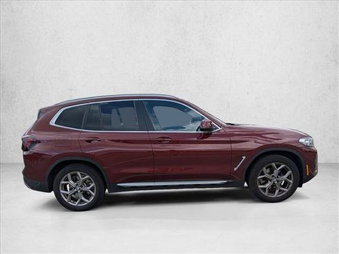 Used 2024 BMW X3 xDrive30i w/ Premium Package AWD/4WD image 4