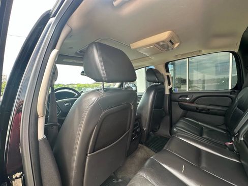 Used 2008 Chevrolet Avalanche LTZ w/ LTZ Preferred Equipment Group AWD/4WD image 11
