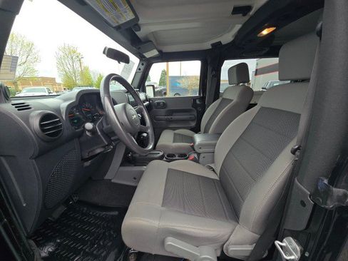 Used 2009 Jeep Wrangler X AWD/4WD image 22