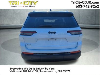 New 2025 Jeep Grand Cherokee L Altitude