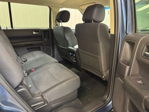Used 2019 Ford Flex SE FWD image 25