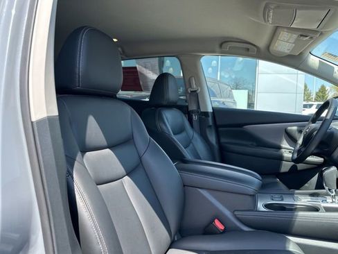 Certified 2023 Nissan Murano SV w/ SV Midnight Edition Package AWD/4WD image 18