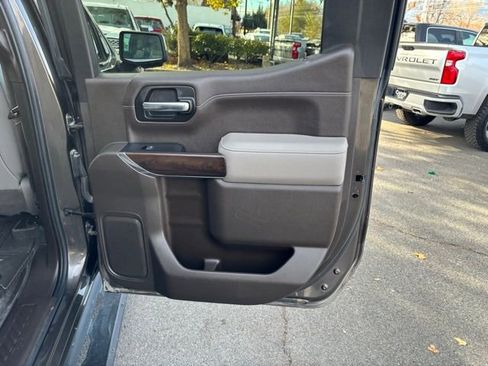 Used 2019 GMC Sierra 1500 SLT w/ SLT Convenience Package image 28