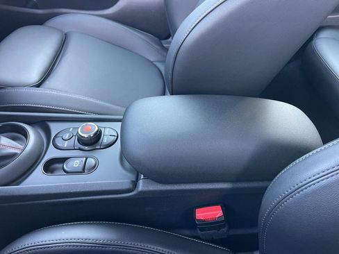 Used 2020 MINI Cooper Clubman S w/ Premium Package image 17