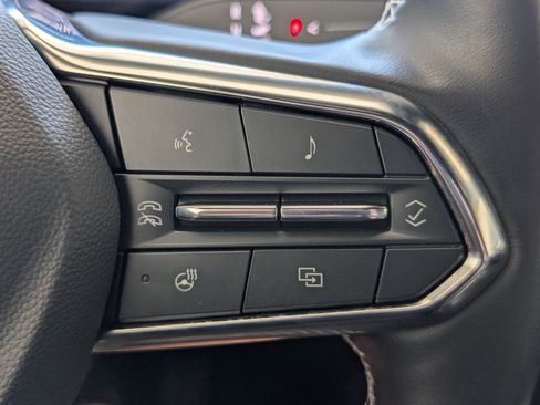 Used 2025 Chevrolet Equinox EV LT w/ Convenience Package II FWD image 33