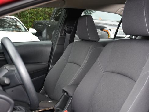 Used 2024 Toyota Corolla LE image 11