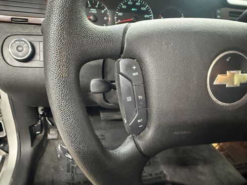 Used 2007 Chevrolet Impala LT FWD image 16