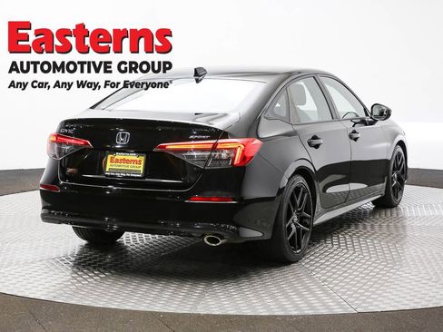 Used 2022 Honda Civic Sport image 5