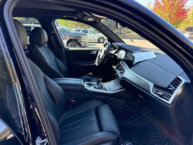 Used 2022 BMW X5 xDrive45e w/ M Sport Package AWD/4WD image 9