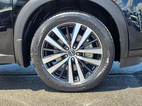 Used 2024 Nissan Pathfinder Platinum w/ Cargo Package AWD/4WD image 9
