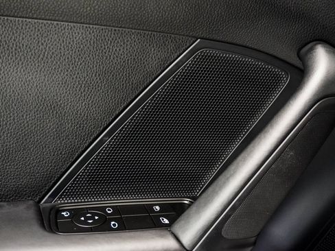 Used 2024 Porsche 911 Carrera image 37