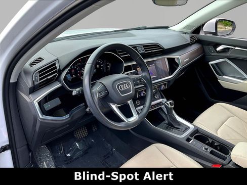 Used 2022 Audi Q3 2.0T Premium AWD/4WD image 17